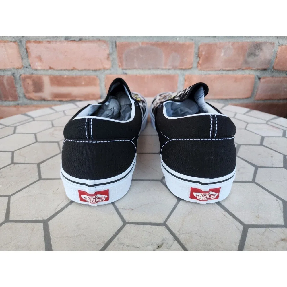 VANS Classic Slip On Flame Skull Black White Skate Shoes Men Sz 8.5 Rare Tattoo